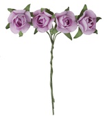 Pugét fialových růží dekorace