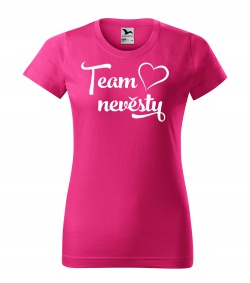 Dámské růžové tričko Team nevěsty - srdce
