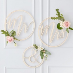 Závěsná svatební dekorace - Mr & Mrs