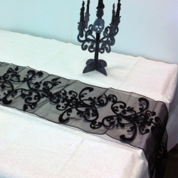 Dekorativní organza gothic vzor - černá