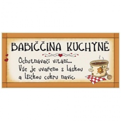 Dřevěná cedule s nápisem: Babiččina kuchyně